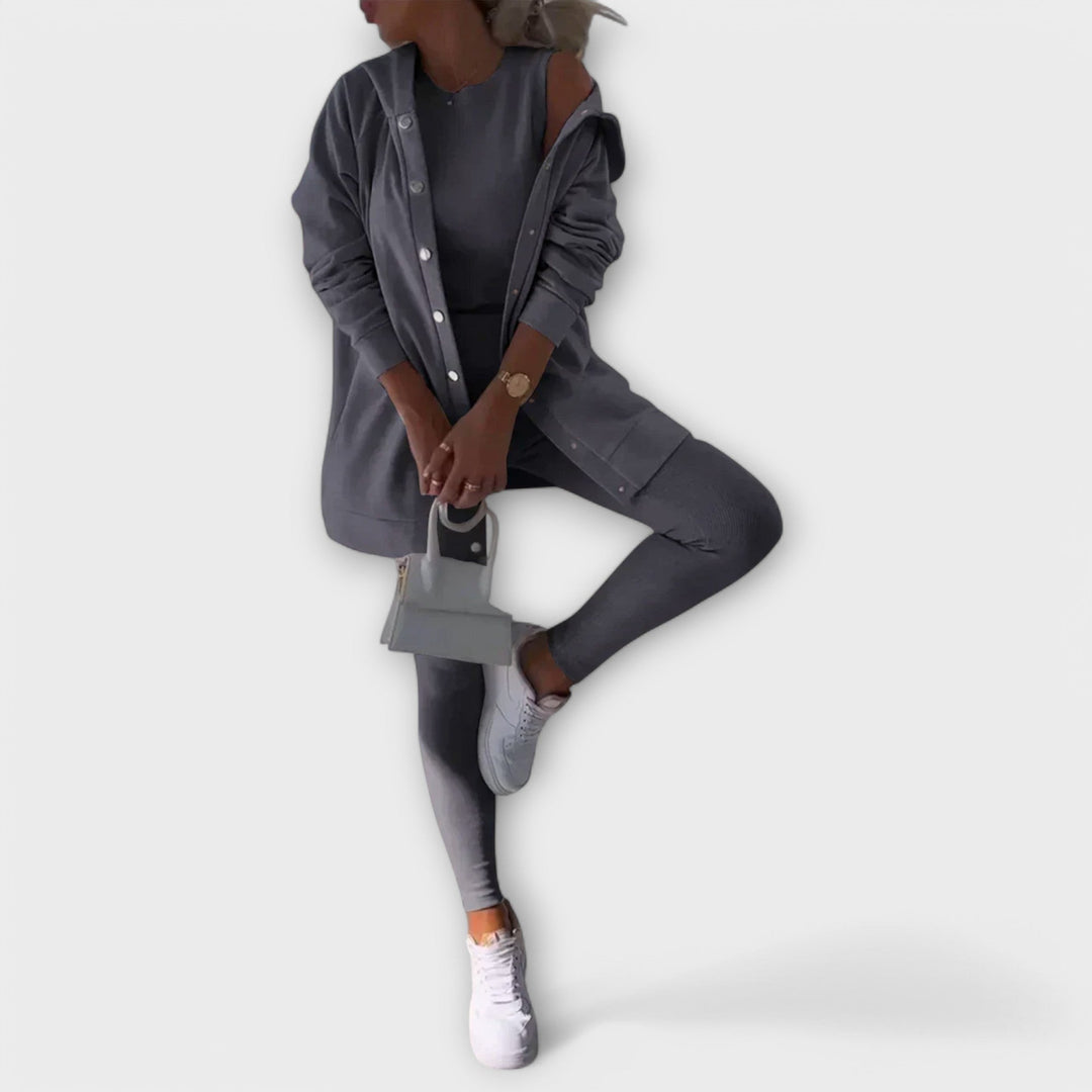 Set di tre pezzi con cardigan